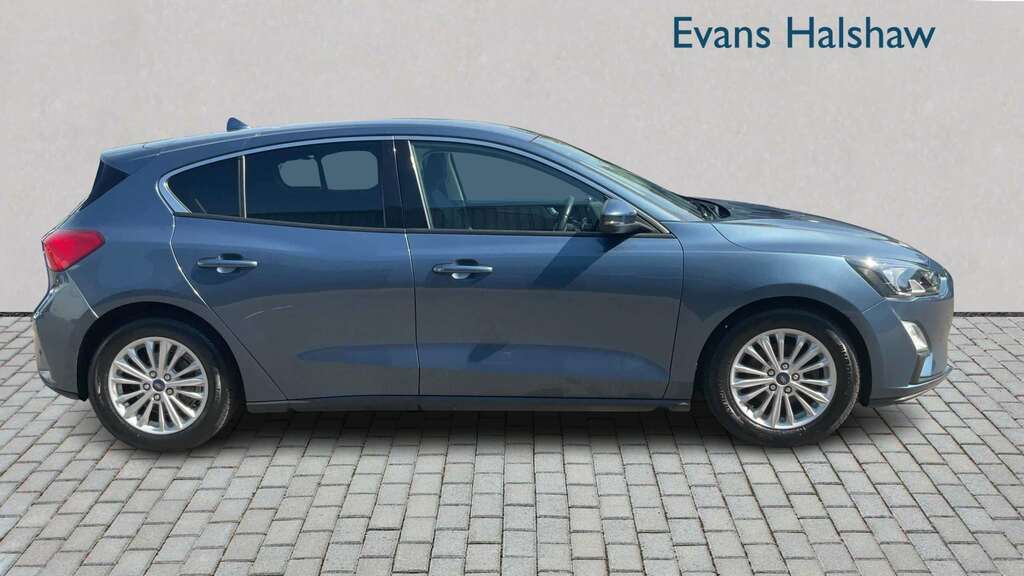 Ford Focus 1.0 Ecoboost 125 Titanium 2019 MA69HLX Blue #3