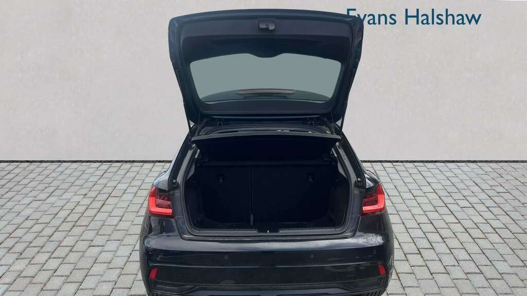 Audi A1 25 Tfsi Sport 2019 Black #3