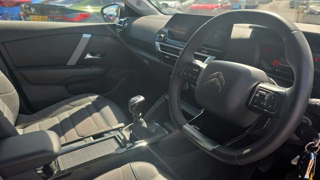 Citroen C4 1.5 Bluehdi 130 Shine Blue #8