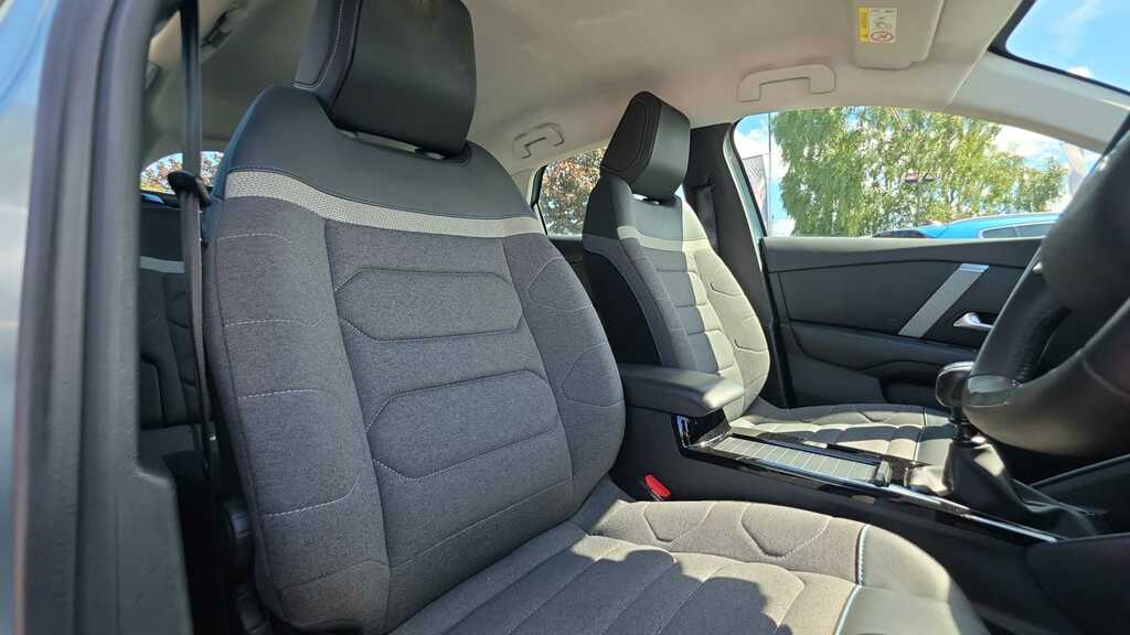 Citroen C4 1.5 Bluehdi 130 Shine Blue #13