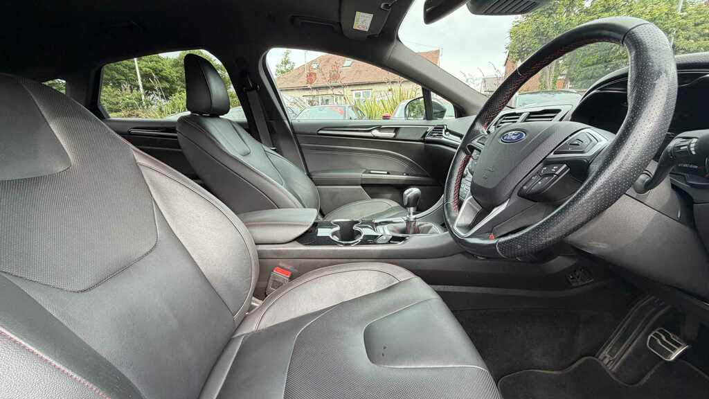 Ford Mondeo 2.0 Tdci 150Ps 6 Spd St-line Edition White #14