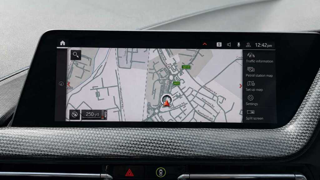 BMW 2 Series 218I M Sport Coupe White #21