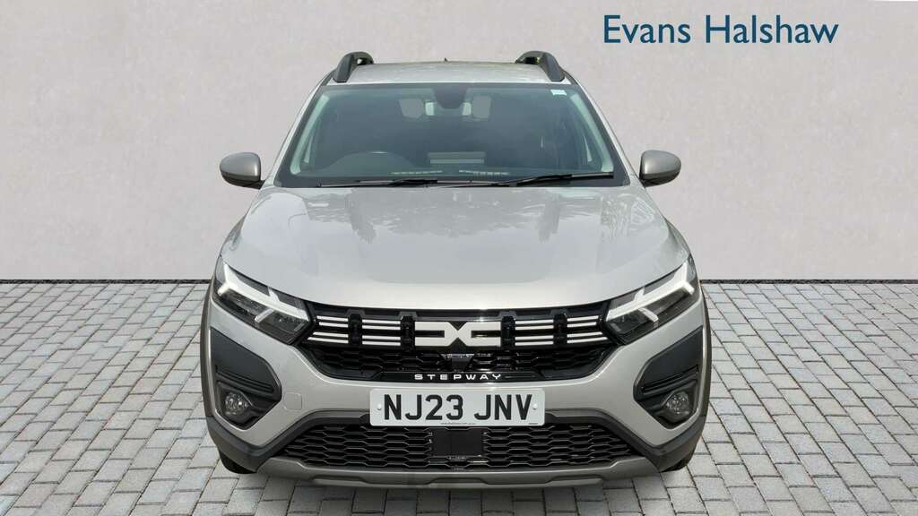 Dacia Sandero Stepway 1.0 Tce Expression Cvt 2023 Grey #4
