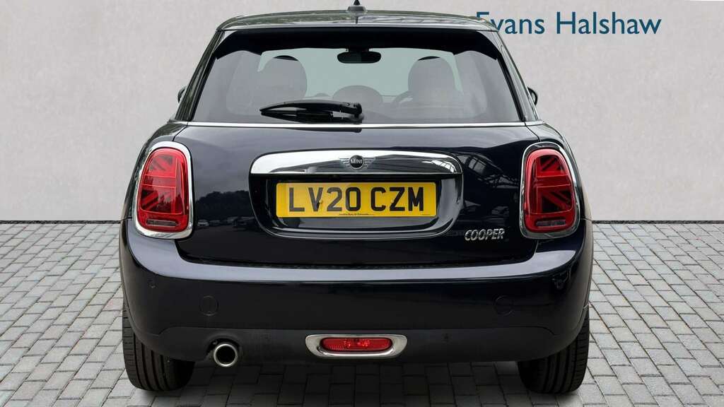Mini Hatch 1.5 Cooper Exclusive II Comfortnav Pck LV20CZM Black #5