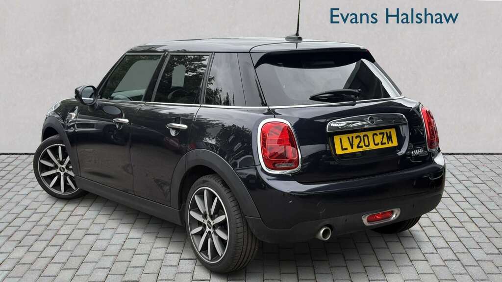 Mini Hatch 1.5 Cooper Exclusive II Comfortnav Pck LV20CZM Black #2
