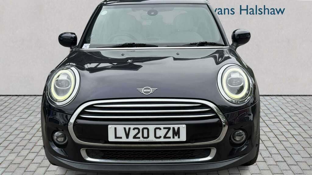 Mini Hatch 1.5 Cooper Exclusive II Comfortnav Pck LV20CZM Black #4