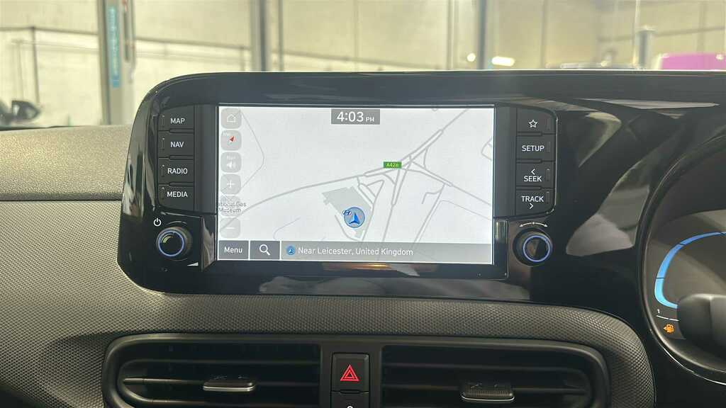 Hyundai I10 1.0 63 Advance Nav Red #10