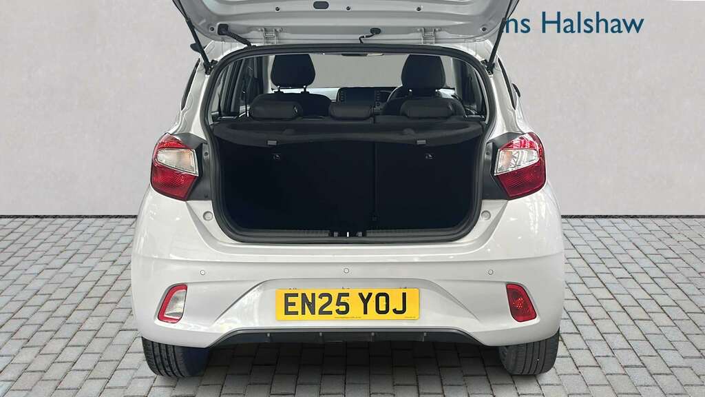 Hyundai I10 1.0 63 Advance Nav Red #7