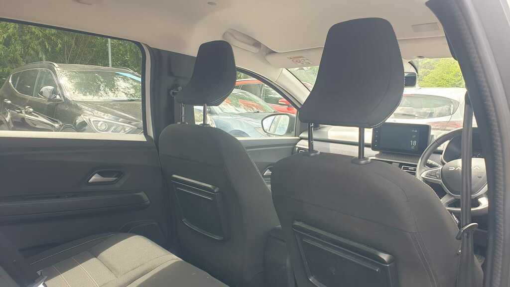Dacia Jogger 1.6 Hybrid Extreme Se Mpv Hybrid E Black #16