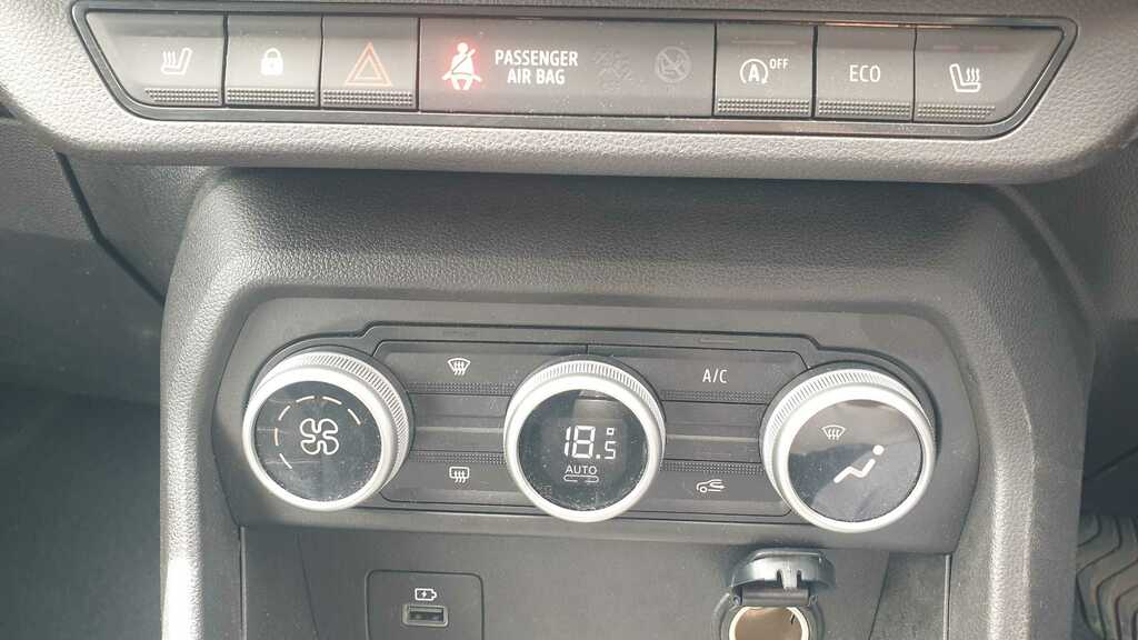 Dacia Jogger 1.6 Hybrid Extreme Se Mpv Hybrid E Black #30