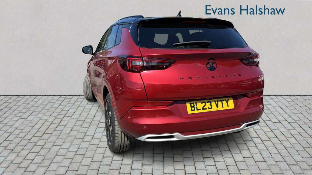 Vauxhall Grandland 1.2 Turbo Ultimate 2023 Red #2