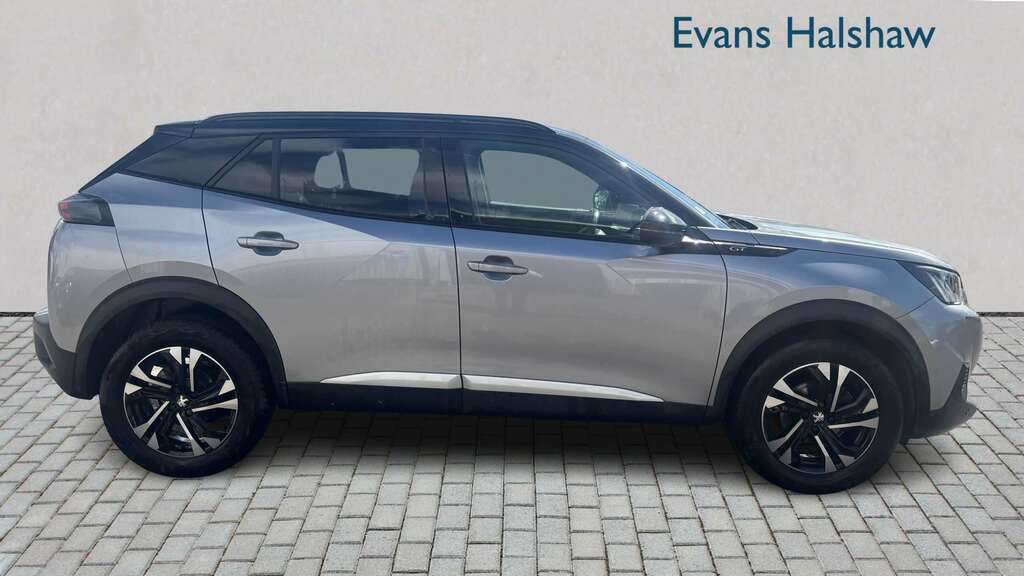 Peugeot 2008 Gt Black #5