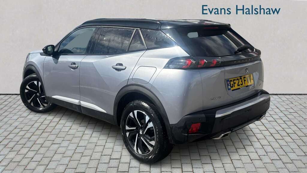 Peugeot 2008 Gt Black #2