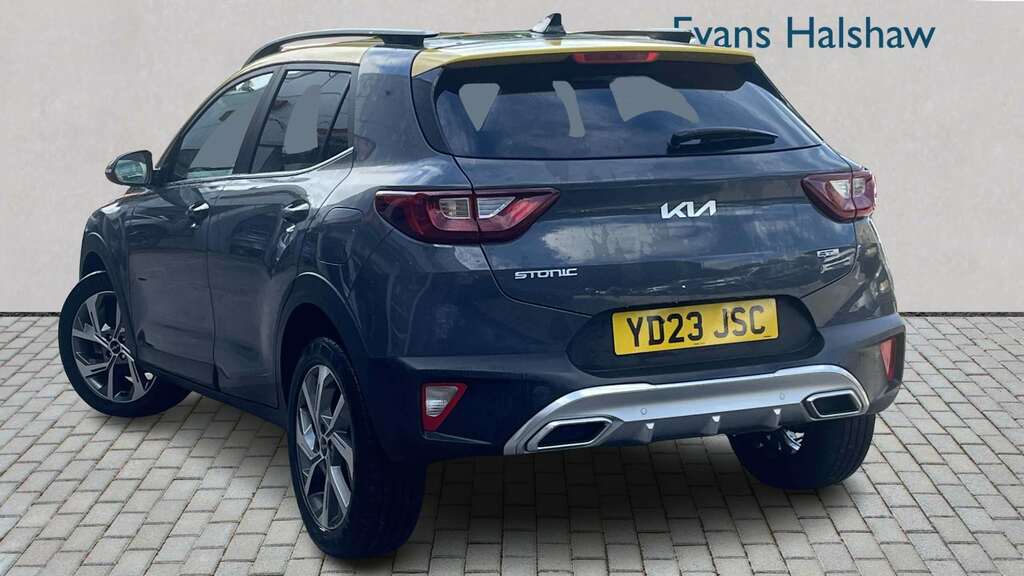 Kia Stonic 1.0T Gdi 48V Gt-line S 2023 Grey #2