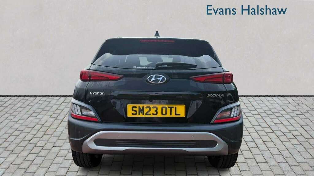 Hyundai Kona 1.0 Tgdi 48V Mhev Premium 2023 Black #5