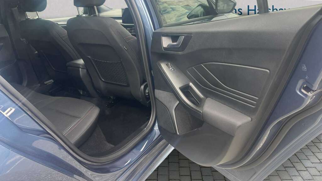 Ford Focus 1.0 Ecoboost Hybrid Mhev 155 St-line Black #11