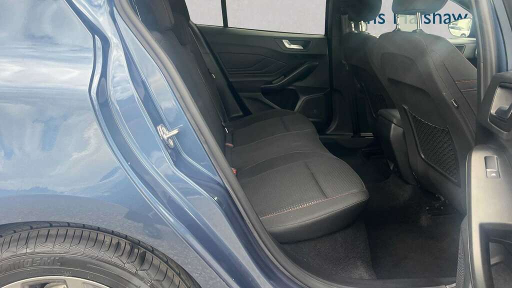 Ford Focus 1.0 Ecoboost Hybrid Mhev 155 St-line Black #12