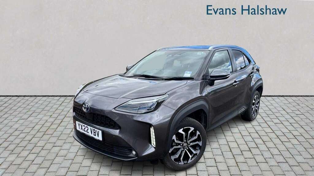 Toyota Yaris Cross 1.5 Hybrid Design Cvt 2022 Grey #2