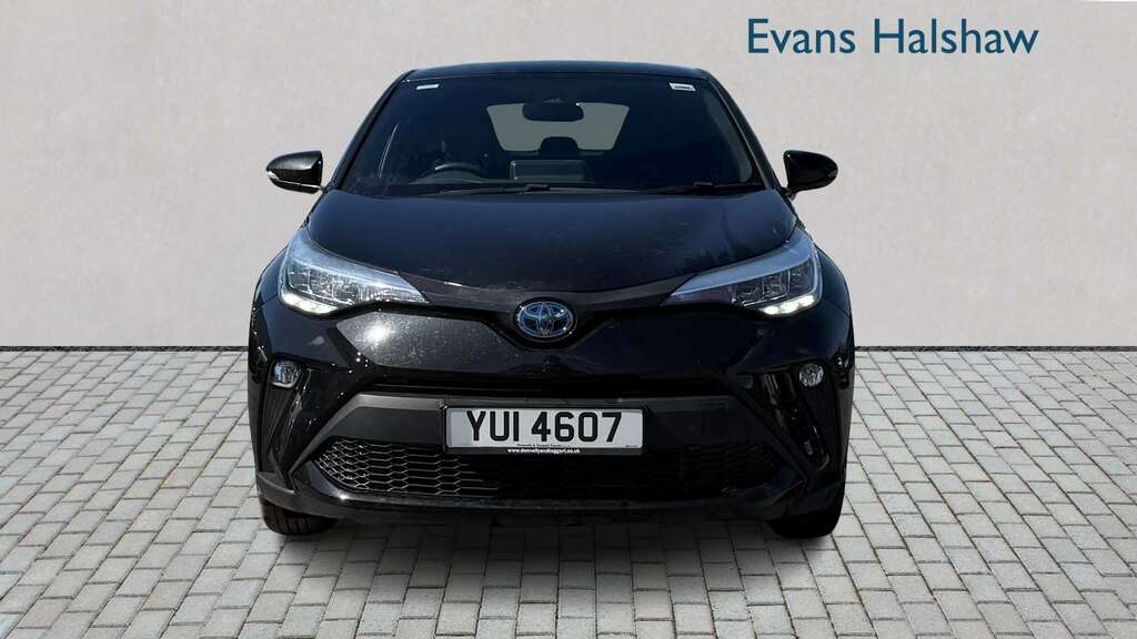 Toyota C-Hr 1.8 Hybrid Icon Cvt 2022 Black #4