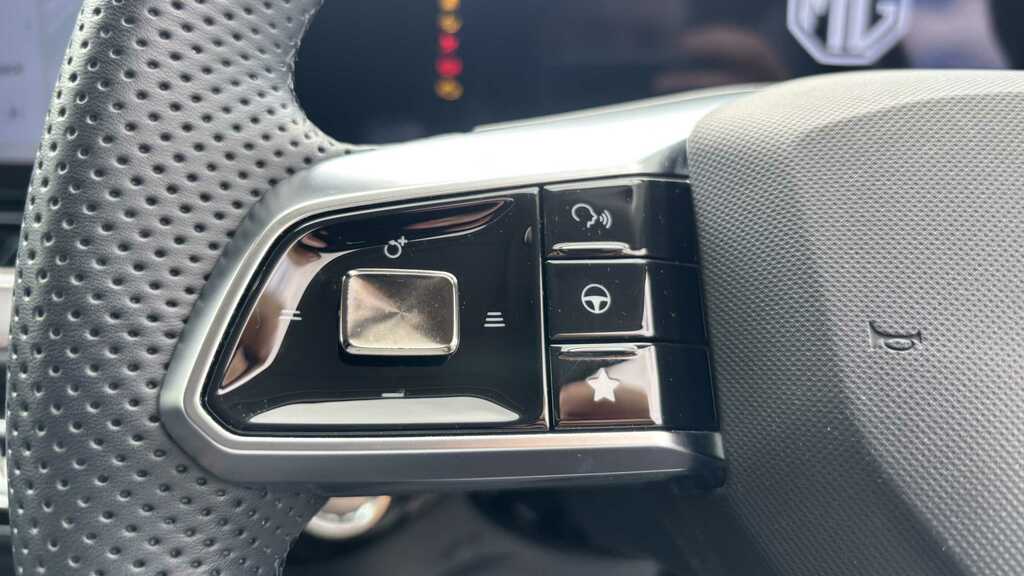 MG HS 1.5 T-gdi 16.6Kwh Trophy Euro 6 Ss Blue #19