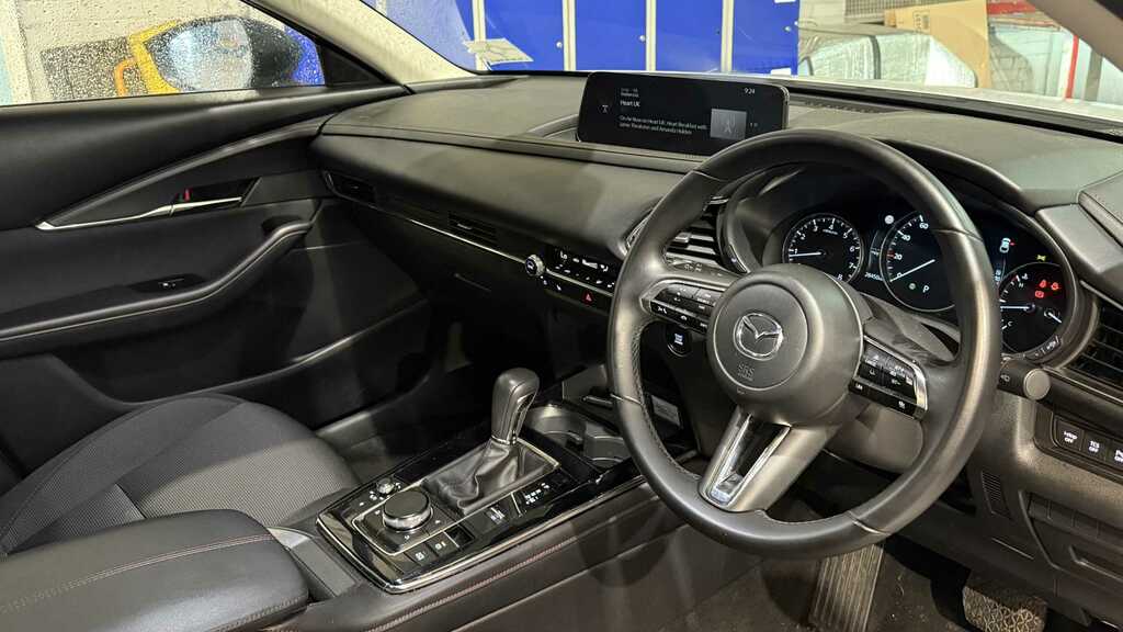 Mazda CX-30 2.5 E-skyactiv G Mhev 140 Homura 2025 White #2