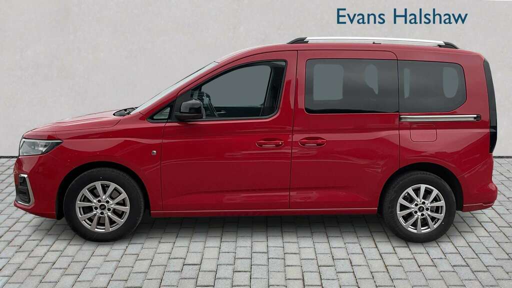 Ford Tourneo Connect 2.0 Ecoblue Titanium 2023 Red #3