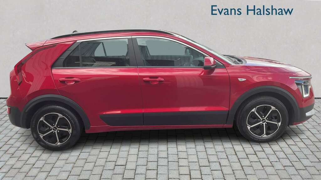 Kia Niro 1.6 Gdi Hybrid 2 Dct 2023 Red #3