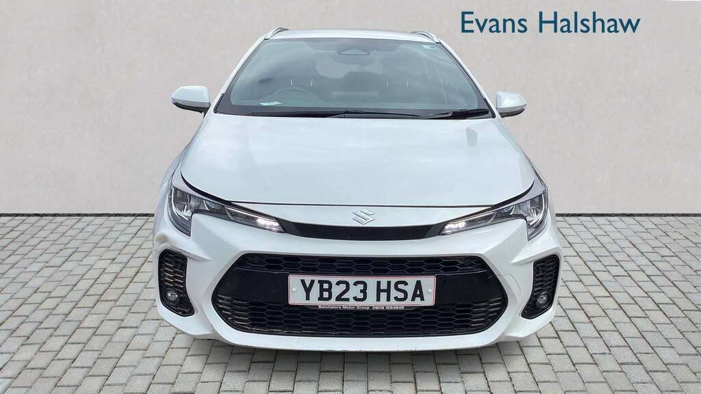 Suzuki Swace 1.8 Hybrid Motion Cvt 2023 White #3
