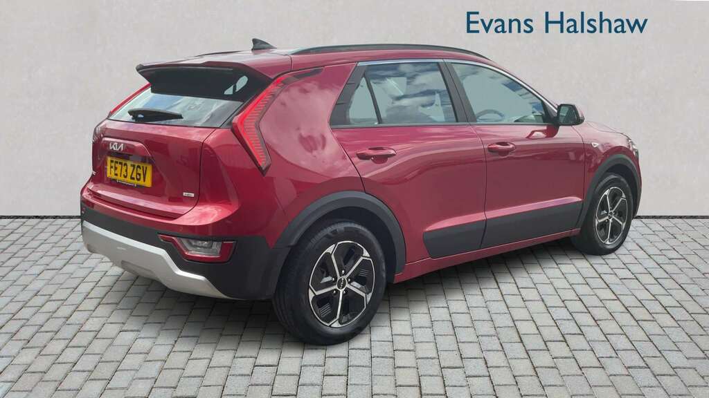 Kia Niro 1.6 Gdi Hybrid 2 Dct 2023 Red #2