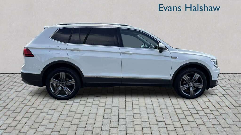 Volkswagen Tiguan Allspace 1.5 Tsi Evo Match Dsg 2021 White #5