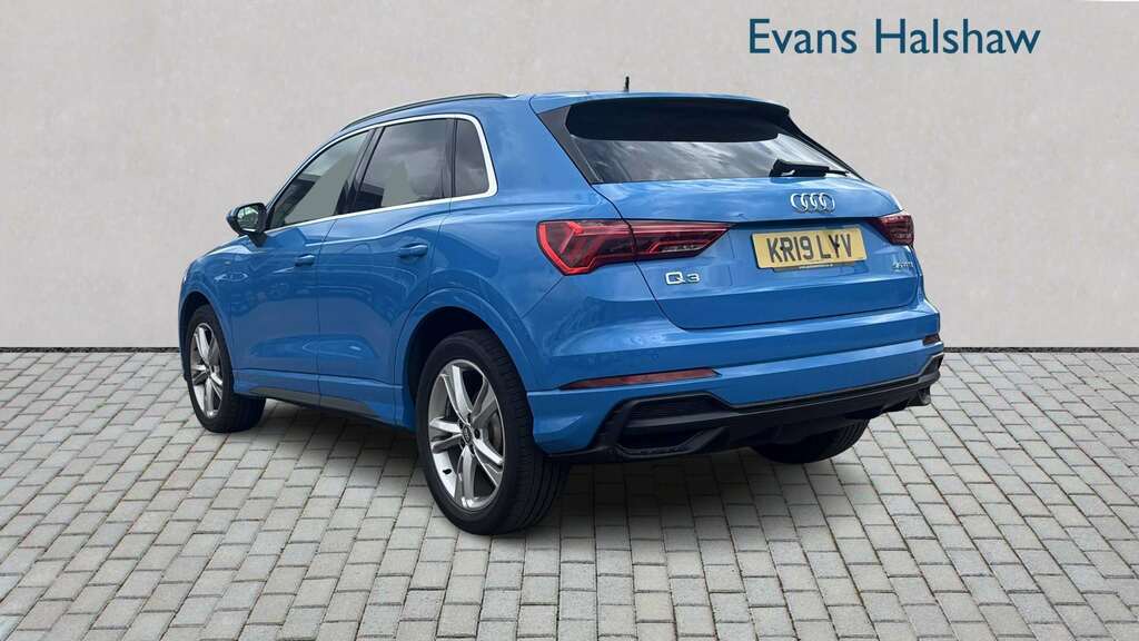 Audi Q3 Q3 S Line Vorsprung 35 Tfsi S-a Black #2