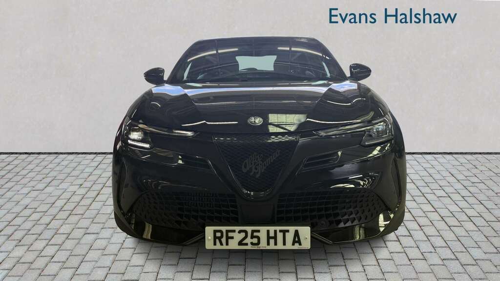 Alfa Romeo Junior 1.2 Turbo Ibrida 2025 Black #2