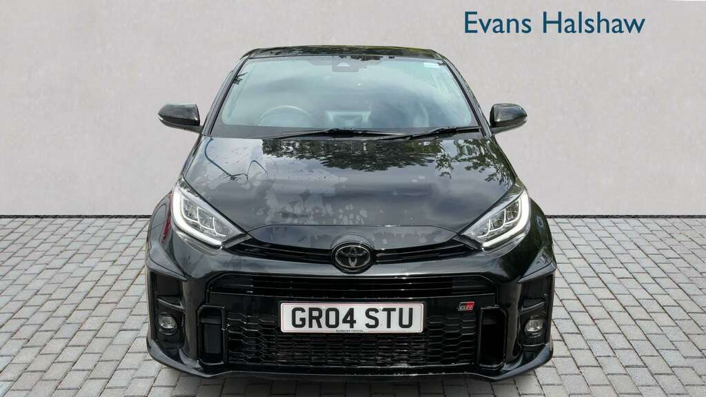 Toyota Yaris 1.6 Awd 2021 Black #4