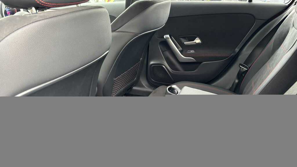 Mercedes-Benz A Class A180 Amg Line Premium Plus Night Edition White #5