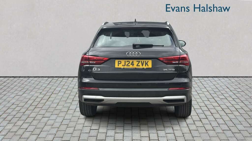 Audi Q3 Black Edition 35 Tfsi 150 Ps S Tronic Blue #3