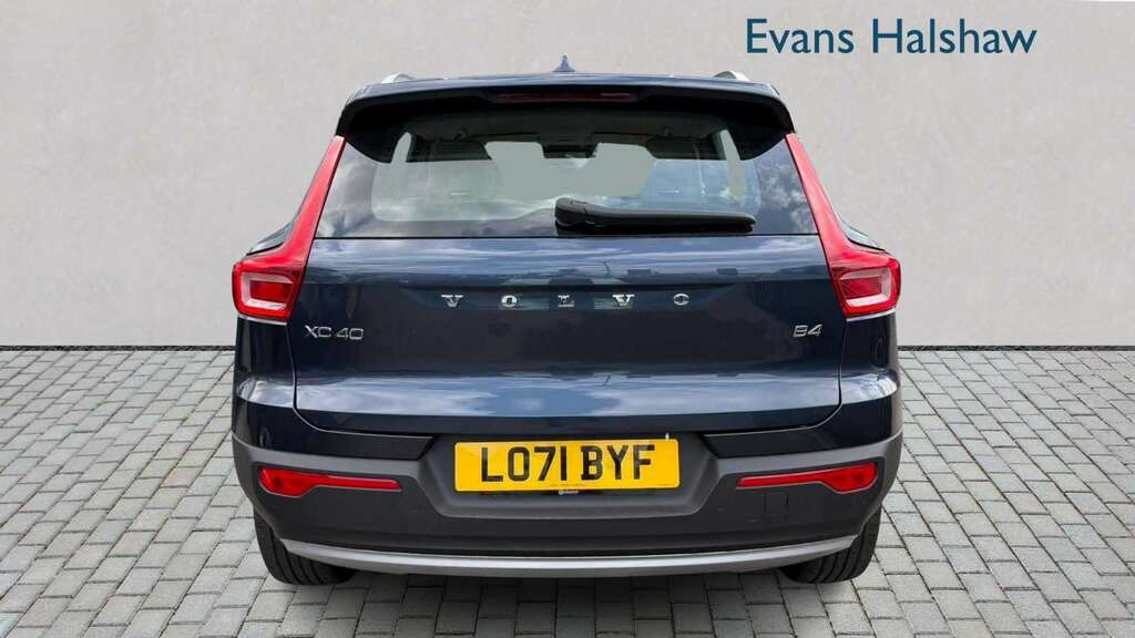 Volvo XC40 Plus, B3 Mild Hybrid, Dark Satnav, Dab, Bl Blue #7