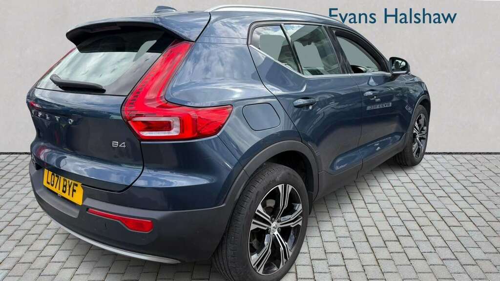 Volvo XC40 2.0 B4p Inscription Pro 7 Speed 2022 Blue #4