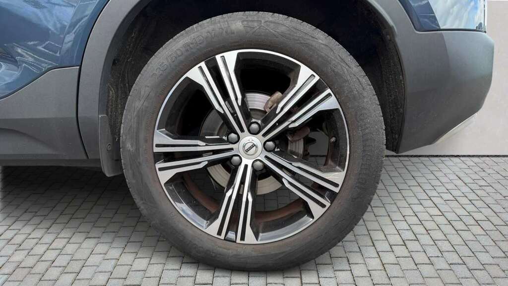 Volvo XC40 Plus, B3 Mild Hybrid, Dark Satnav, Dab, Bl Blue #9