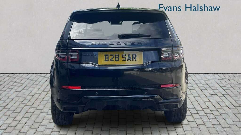 Land Rover Discovery Sport 2.0 D200 Dynamic Se 5 Seat 2024 Black #4