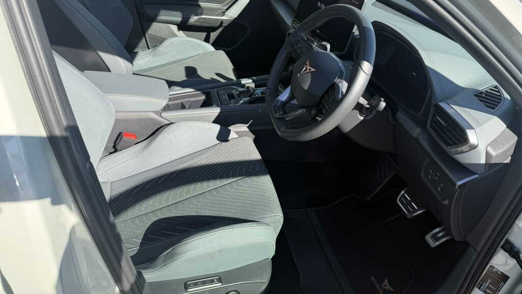Cupra Leon 2.0 Tsi 300 Vz3 Dsg Black #11