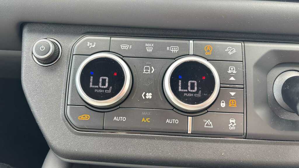 Land Rover Defender 90 3.0 D350 X-dynamic Hse 90 Grey #13