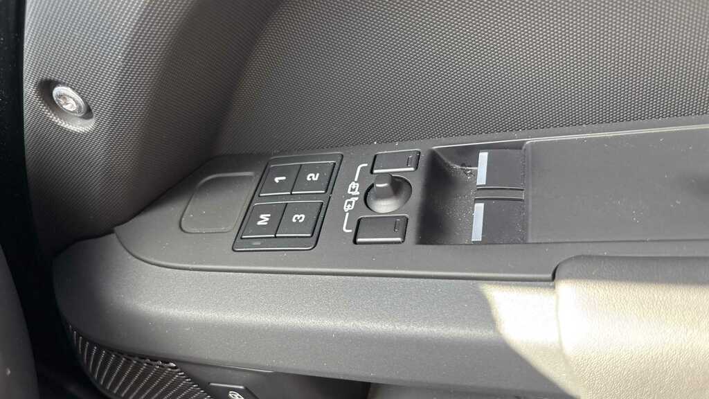 Land Rover Defender 90 3.0 D350 X-dynamic Hse 90 Grey #15