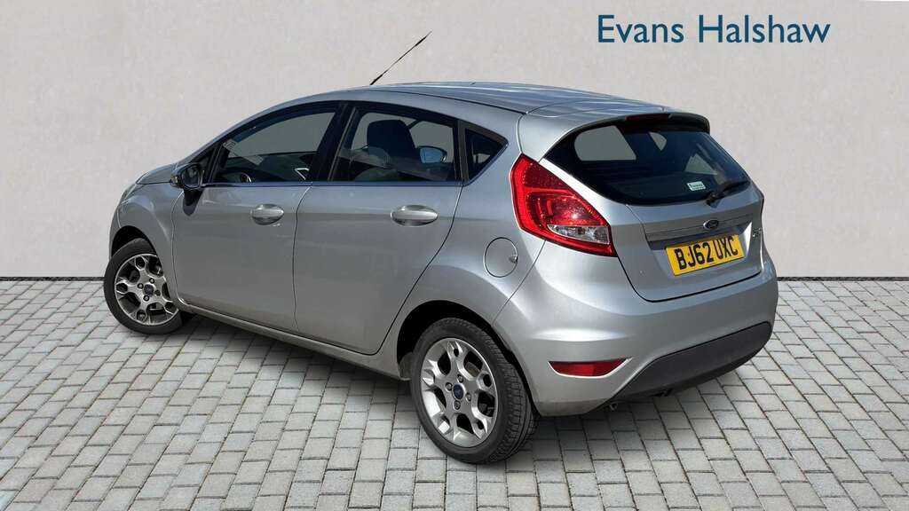 Ford Fiesta Hatchback Black #2