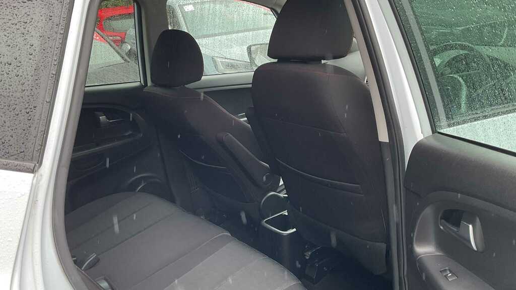 Kia Venga 1.4 Isg Sr7 2016 White #4