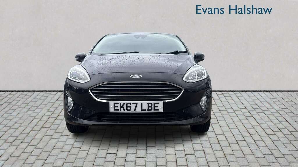 Ford Fiesta Hatchback Black #4