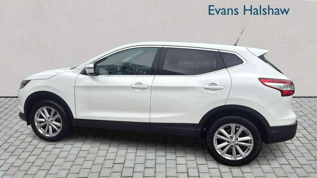 Nissan Qashqai 1.2 Dig-t Acenta Premium 2014 White #3
