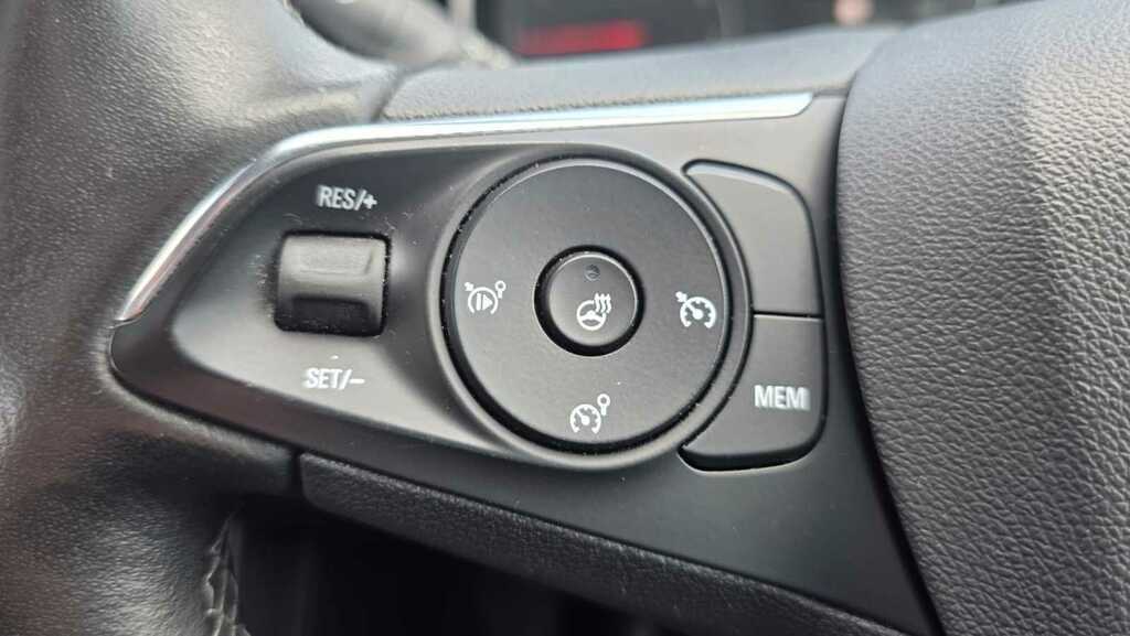 Vauxhall Grandland X Hatchback Purple #16