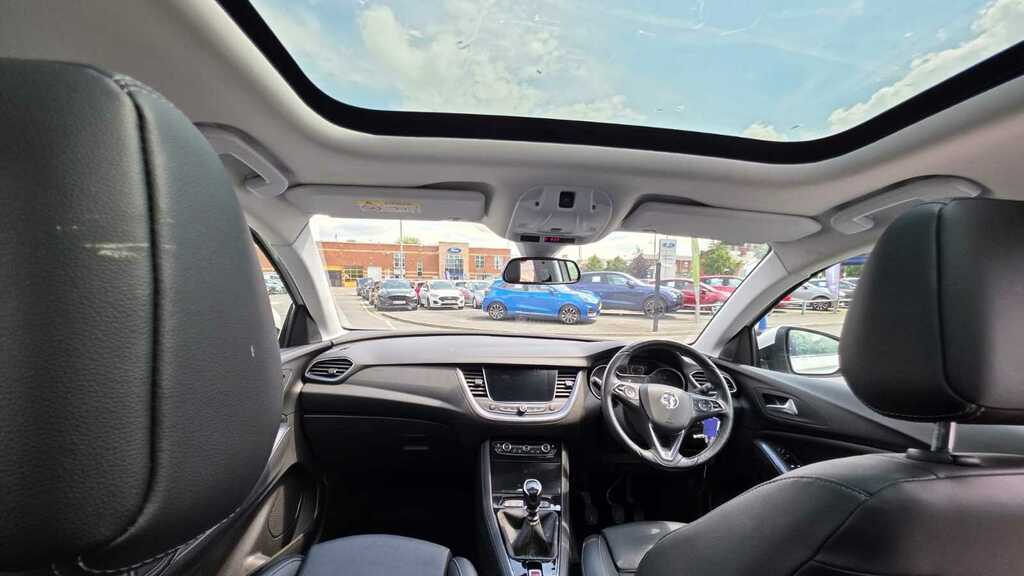 Vauxhall Grandland X Hatchback Purple #10