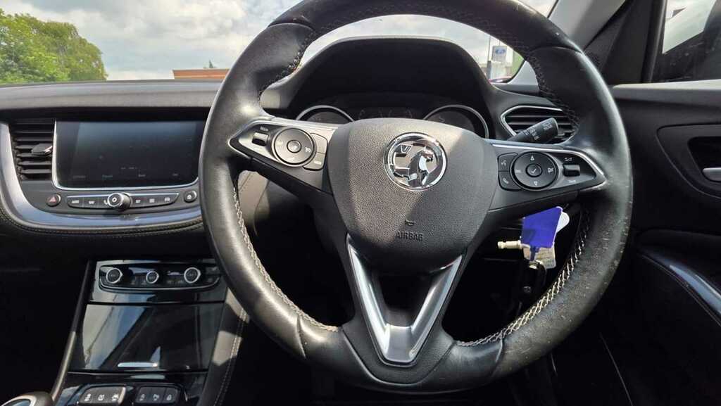 Vauxhall Grandland X Hatchback Purple #11