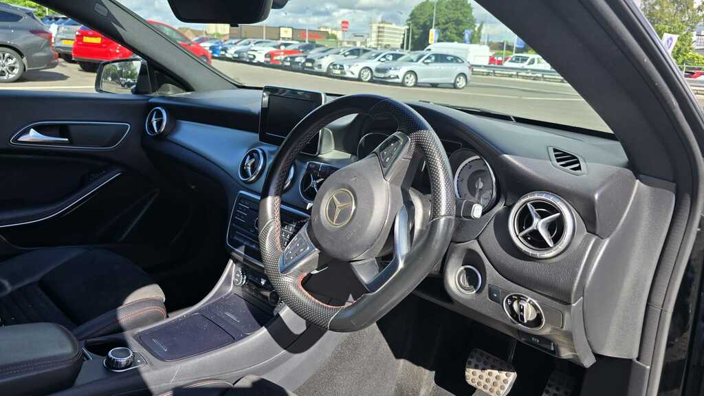 Mercedes-Benz CLA Class 220D Amg Sport Tip 2016 Black #4